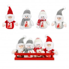 KS72 - LOT DE 8 SUJETS ASSORTIS