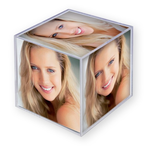 8151 - CUBE ACRYLIQUE